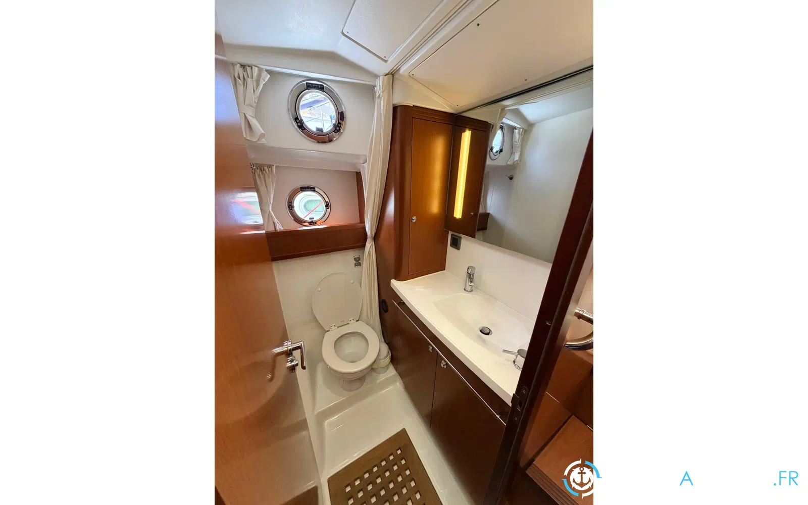 slider 15 Beneteau Swift Trawler 44