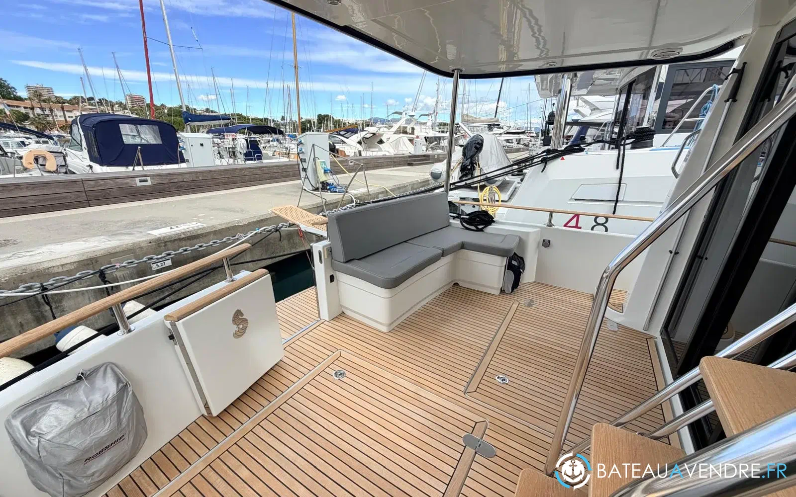 slider 3 Beneteau Swift Trawler 44