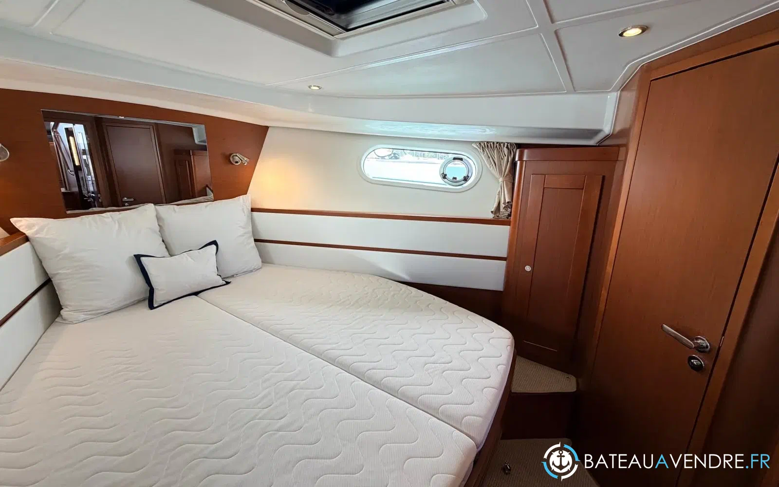 slider 14 Beneteau Swift Trawler 44