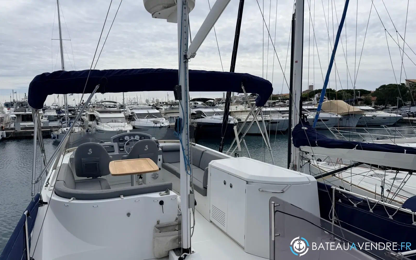 slider 5 Beneteau Swift Trawler 44