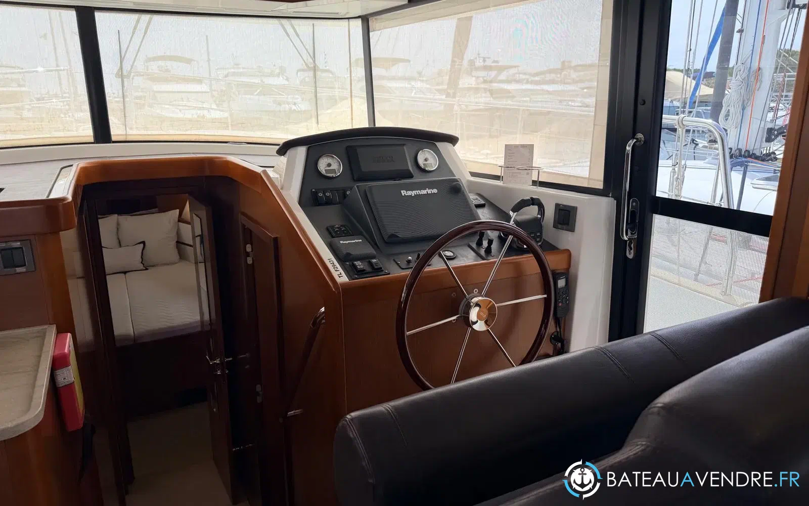 slider 11 Beneteau Swift Trawler 44