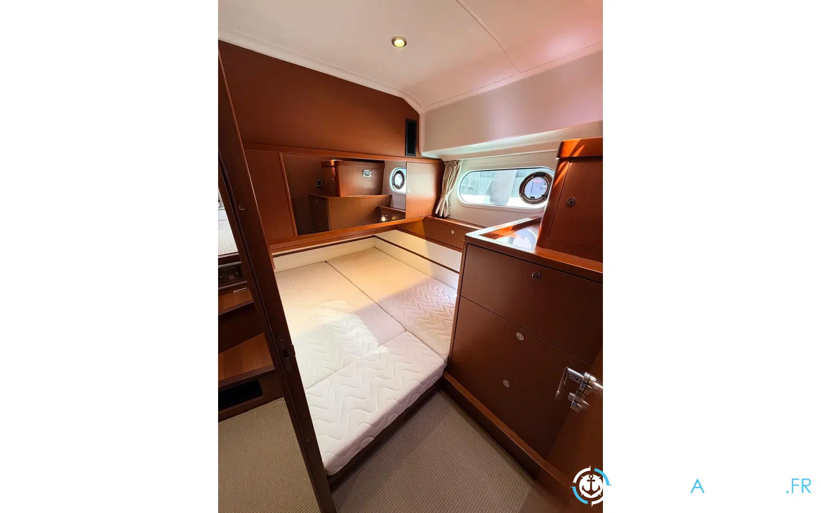 slider 16 Beneteau Swift Trawler 44