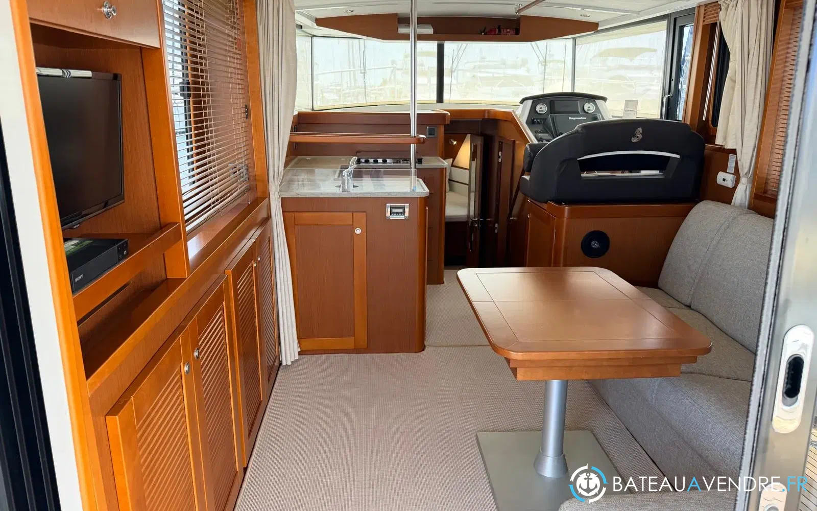 slider 8 Beneteau Swift Trawler 44