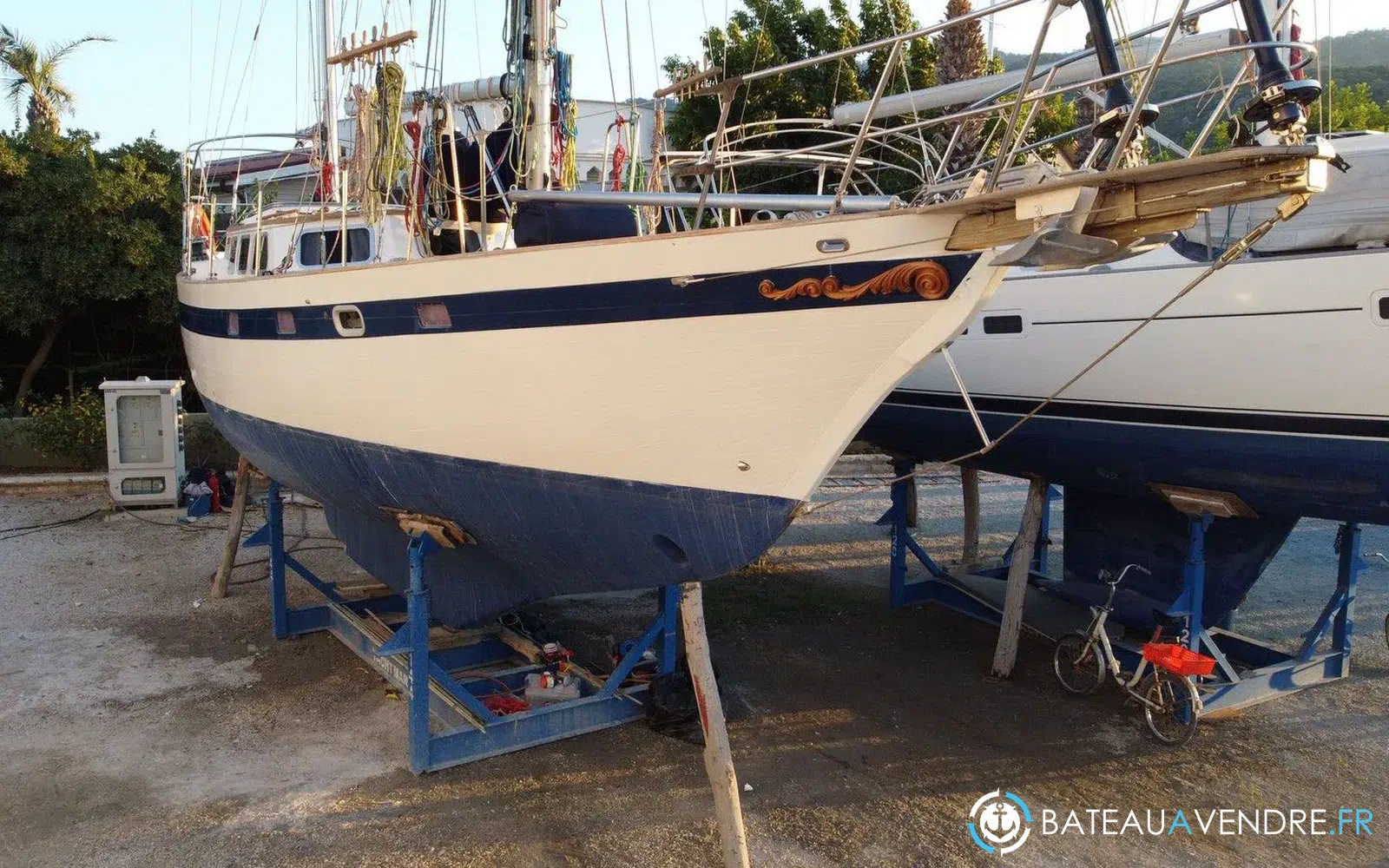 slider 12 Belliure ENDURANCE 35 ESMERALDA