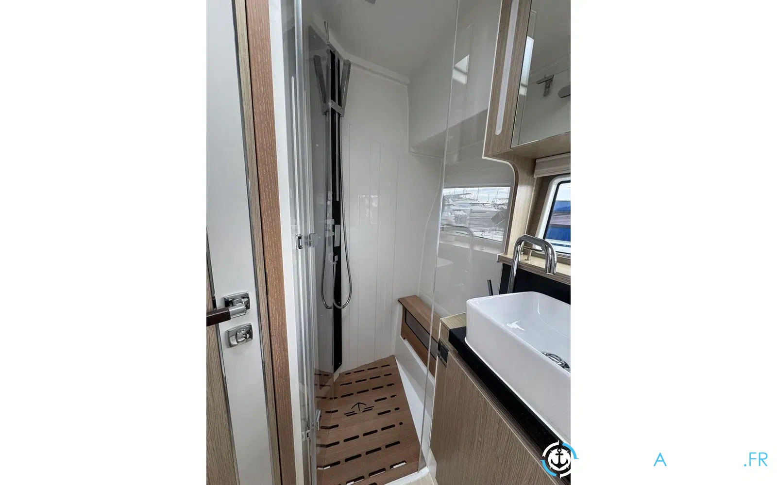 slider 25 Sealine F430
