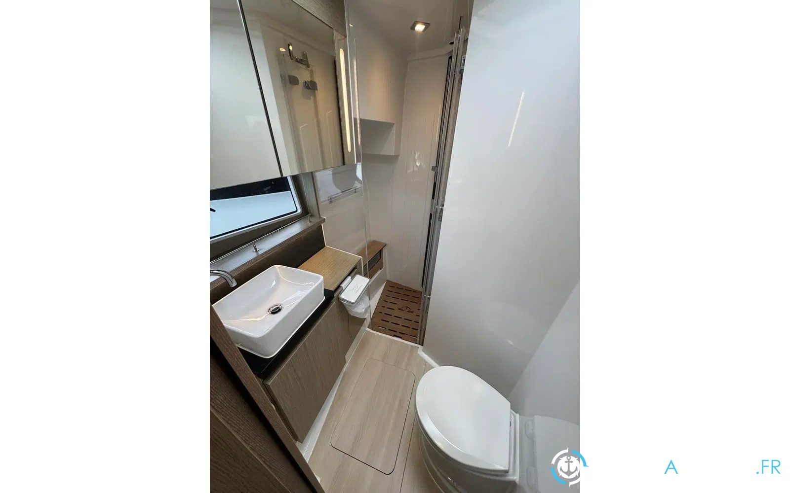 slider 21 Sealine F430