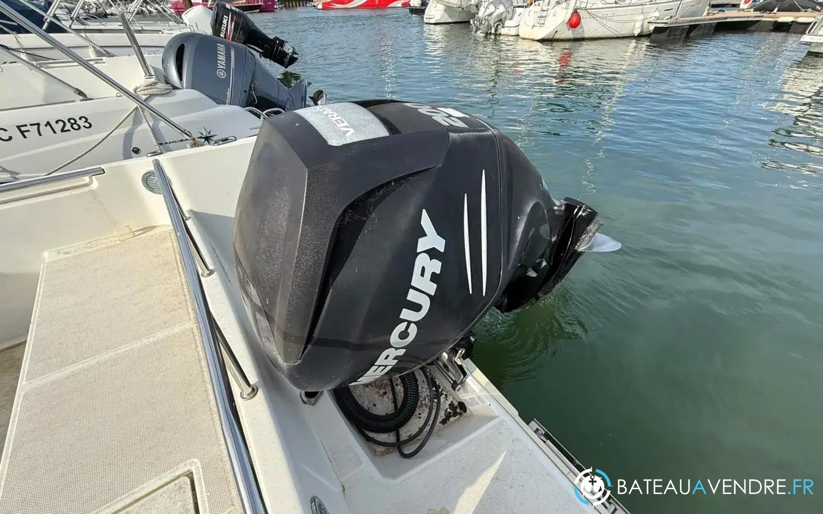 slider 5 Kelt White Shark 228