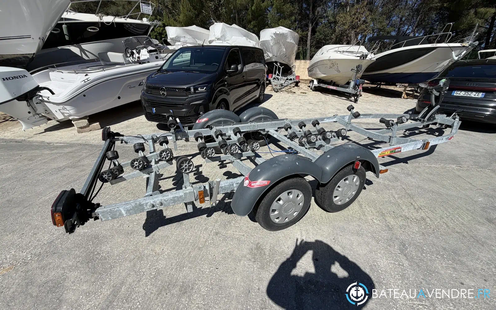 slider 0 Remorque Satellite d'occasion - PTAC 2200 kg près de Hyères