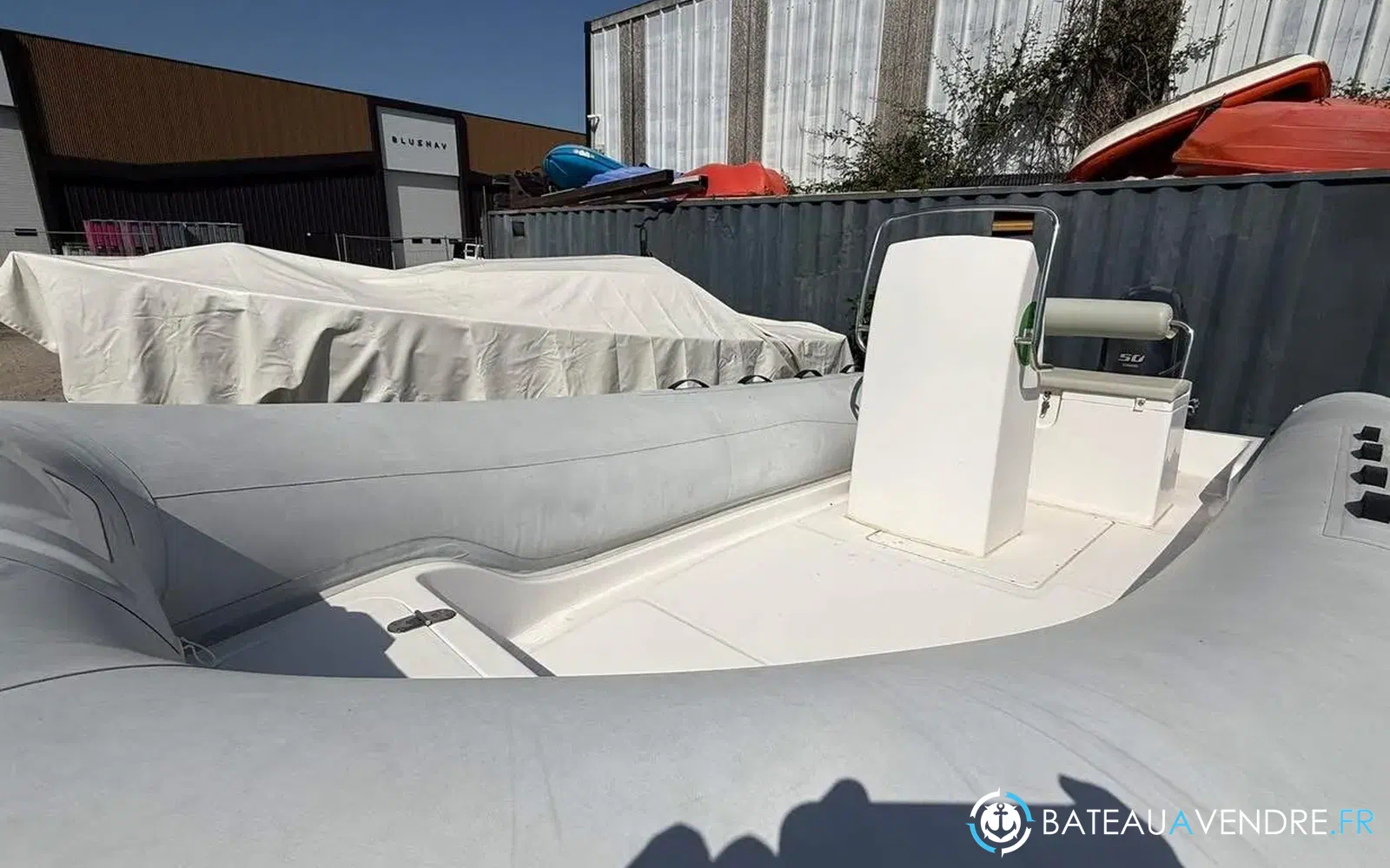 slider 8 Capelli Tempest 500