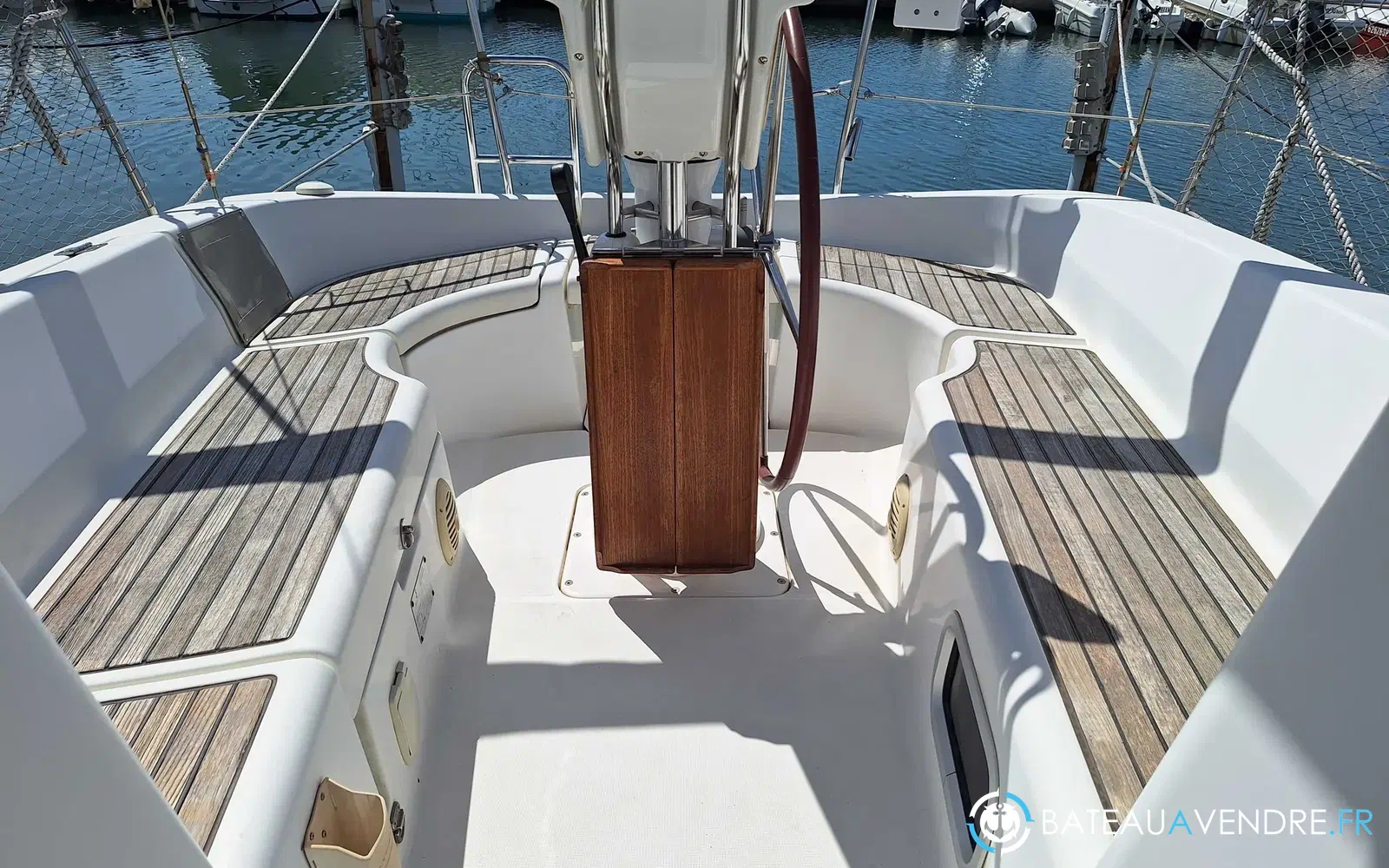 slider 10 Beneteau OCEANIS 323 Clipper