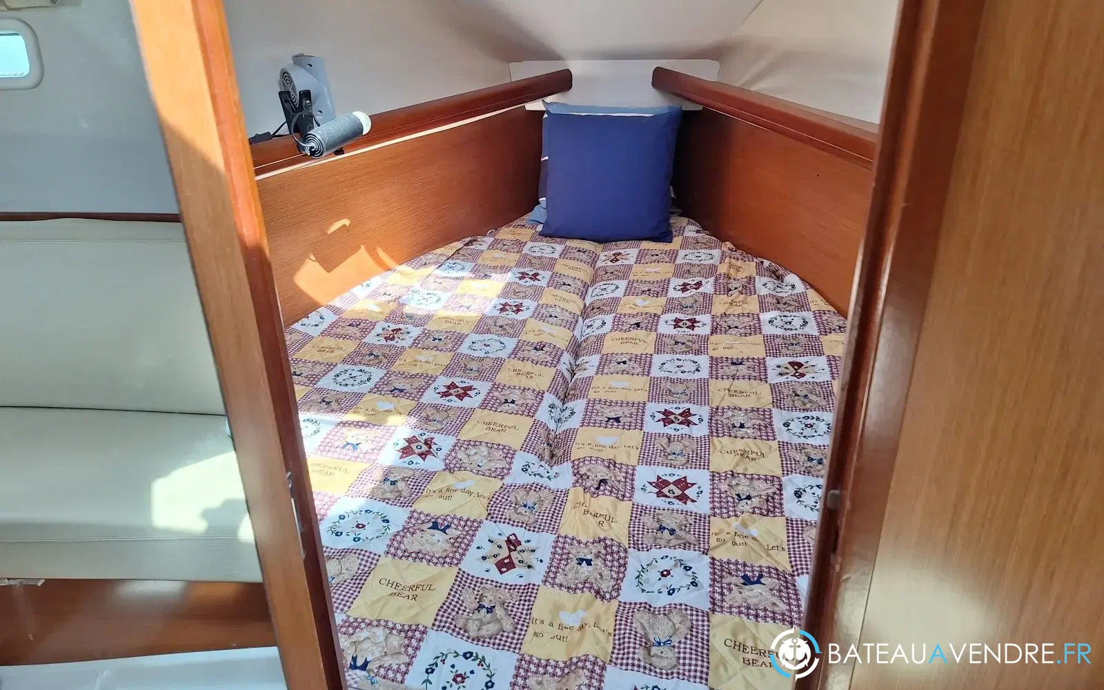 slider 6 Beneteau OCEANIS 323 Clipper