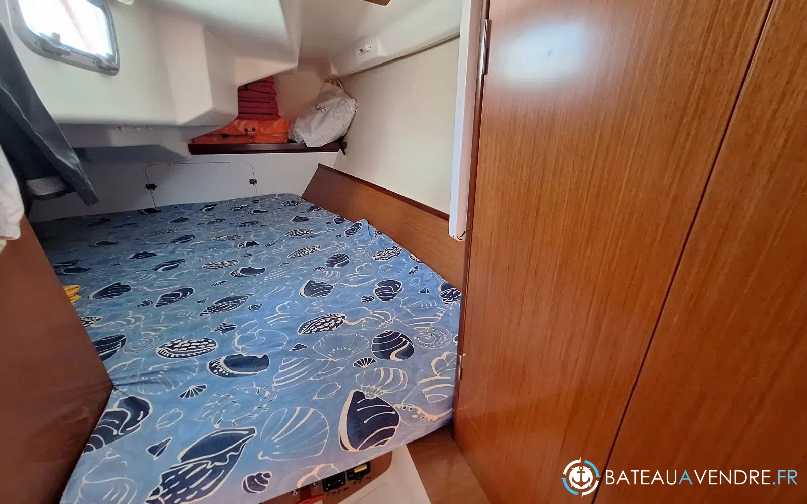 slider 8 Beneteau OCEANIS 323 Clipper