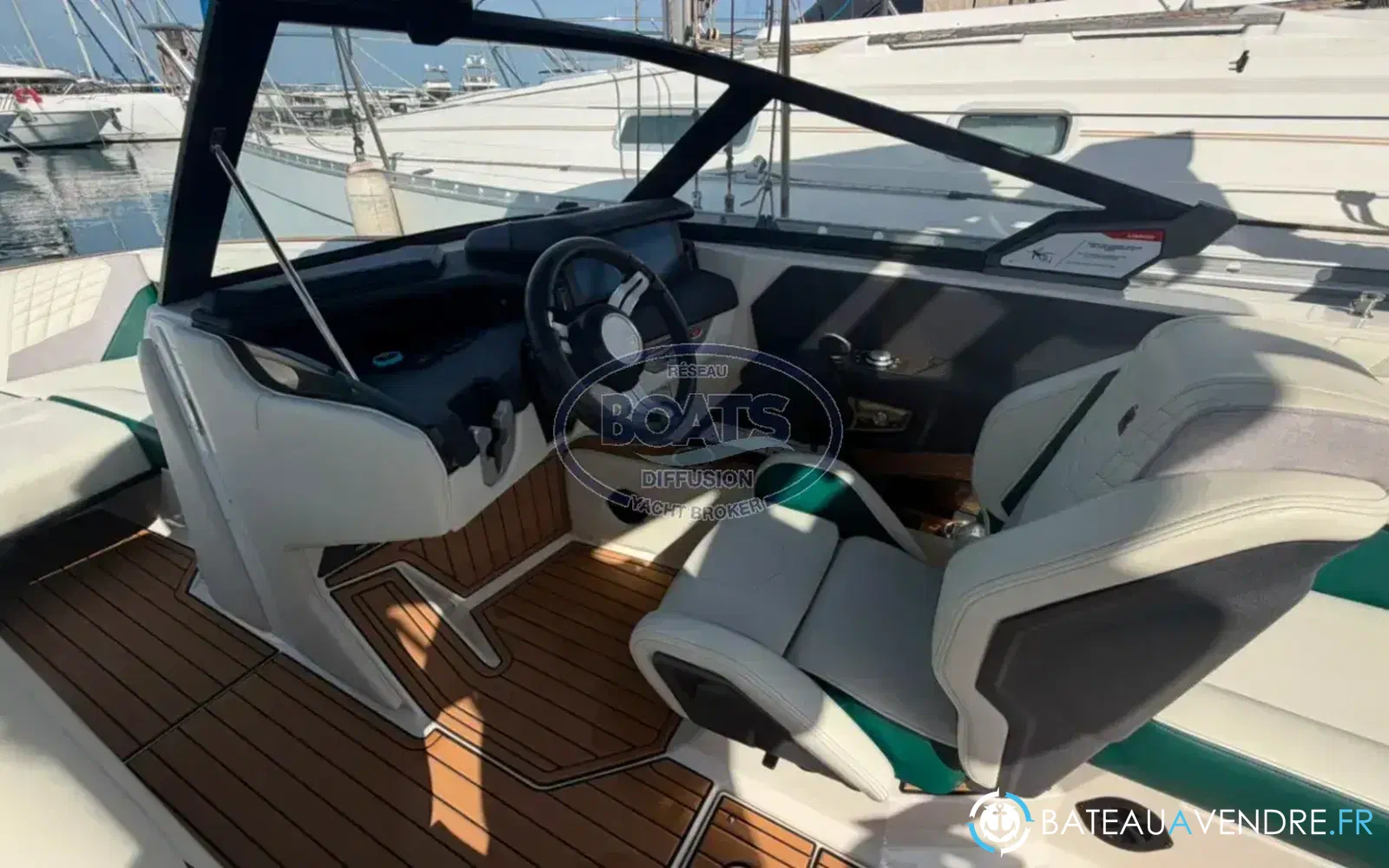 slider 10 Nautique G23