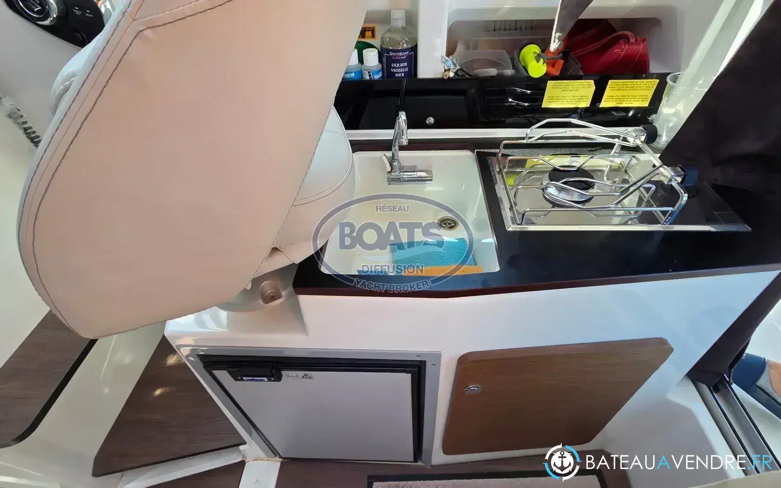 slider 9 Beneteau Antares 7
