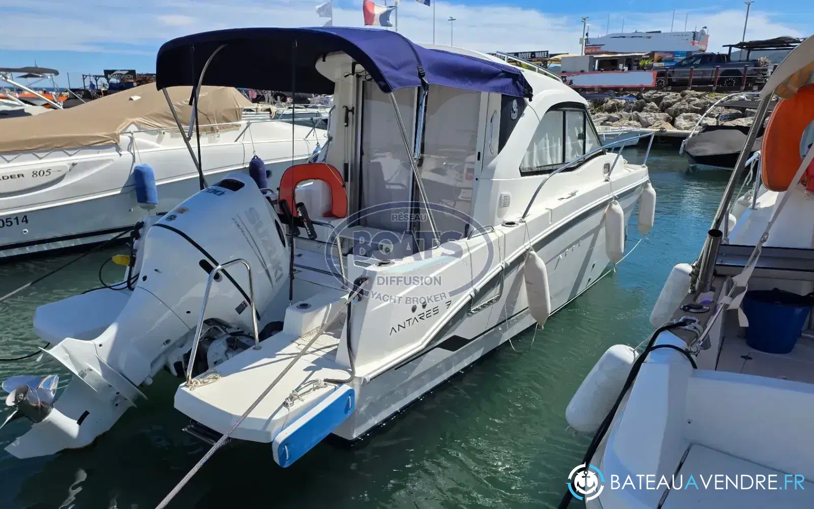 slider 2 Beneteau Antares 7