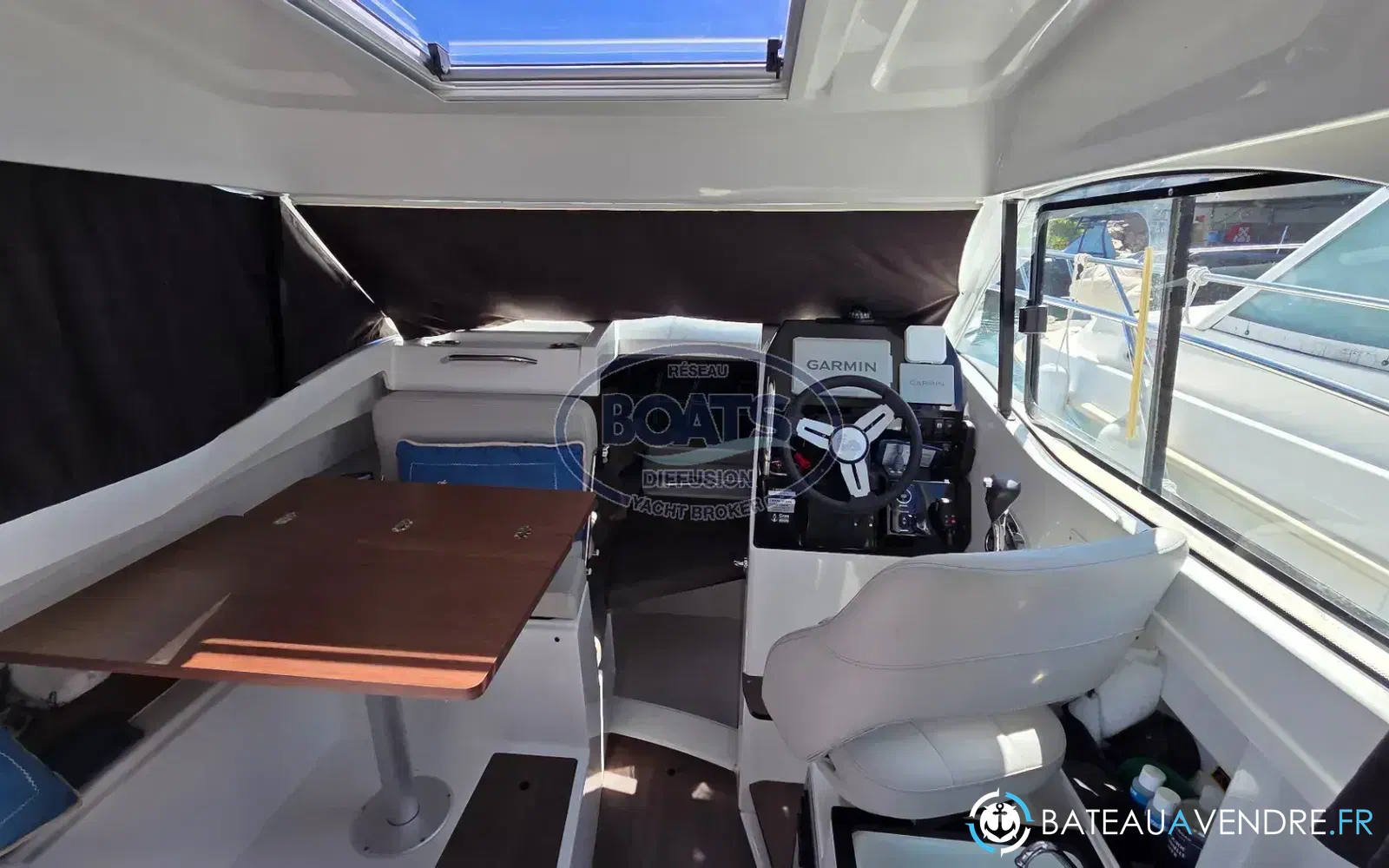 slider 7 Beneteau Antares 7