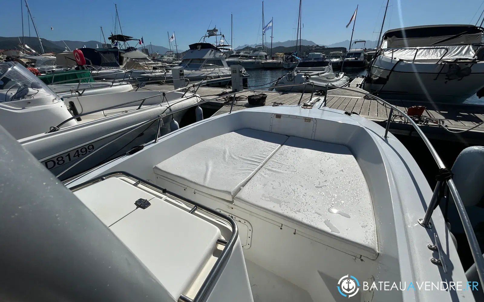 slider 6 Chris Craft Sea Hawk 213