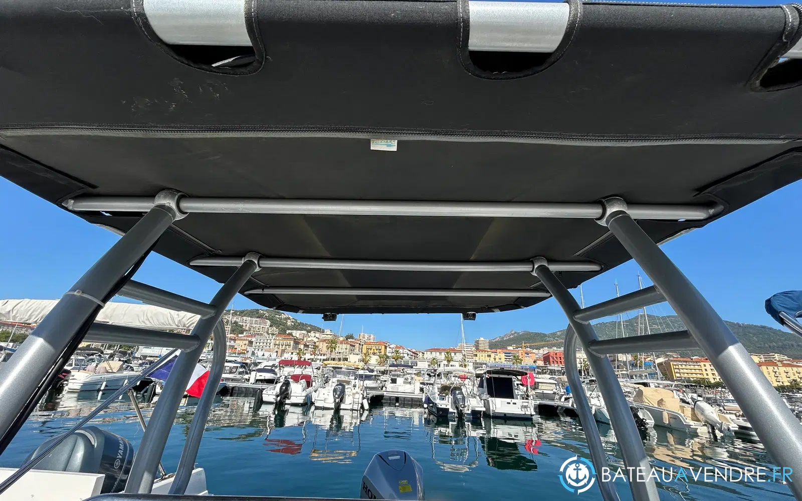 slider 3 Chris Craft Sea Hawk 213