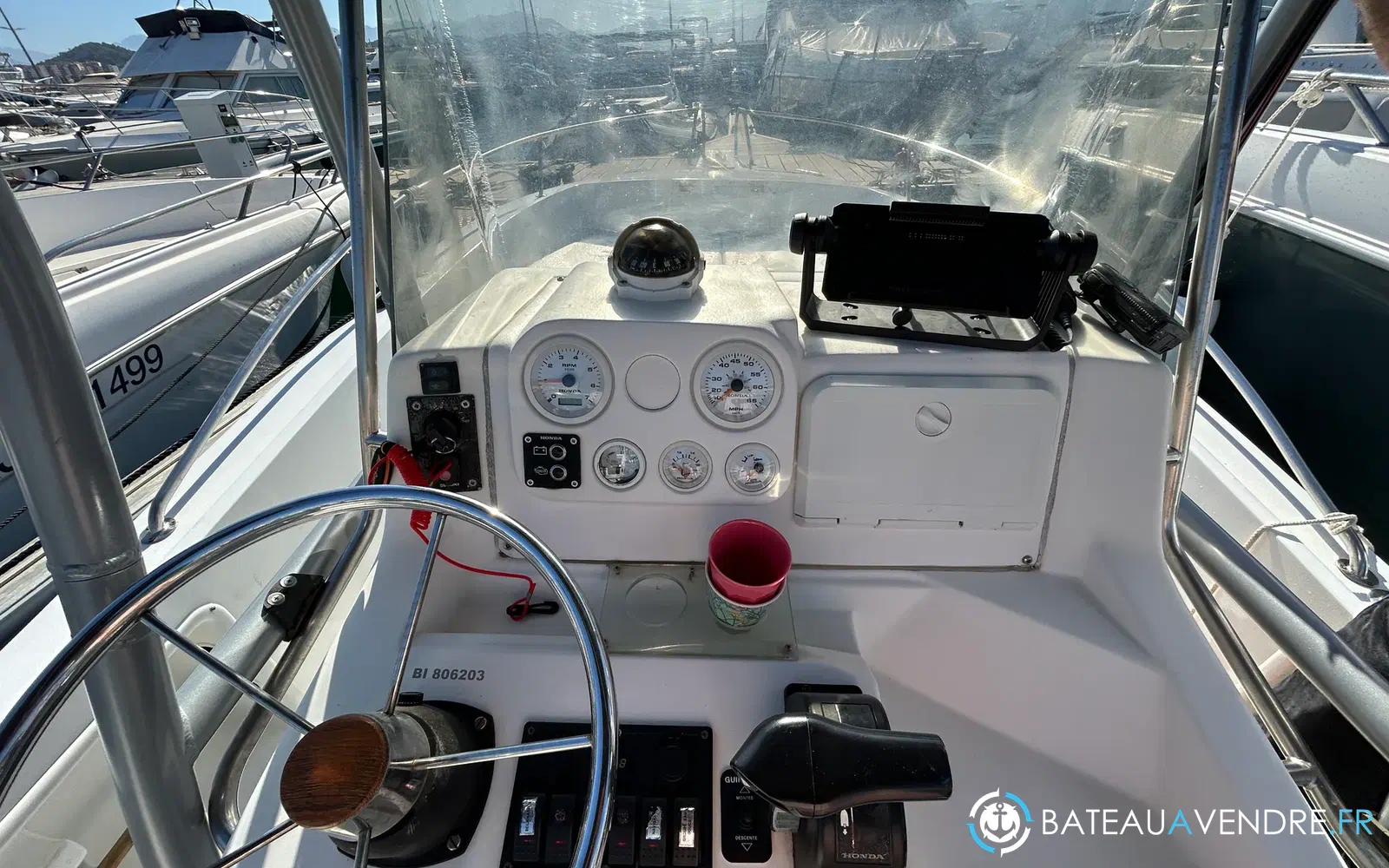 slider 8 Chris Craft Sea Hawk 213