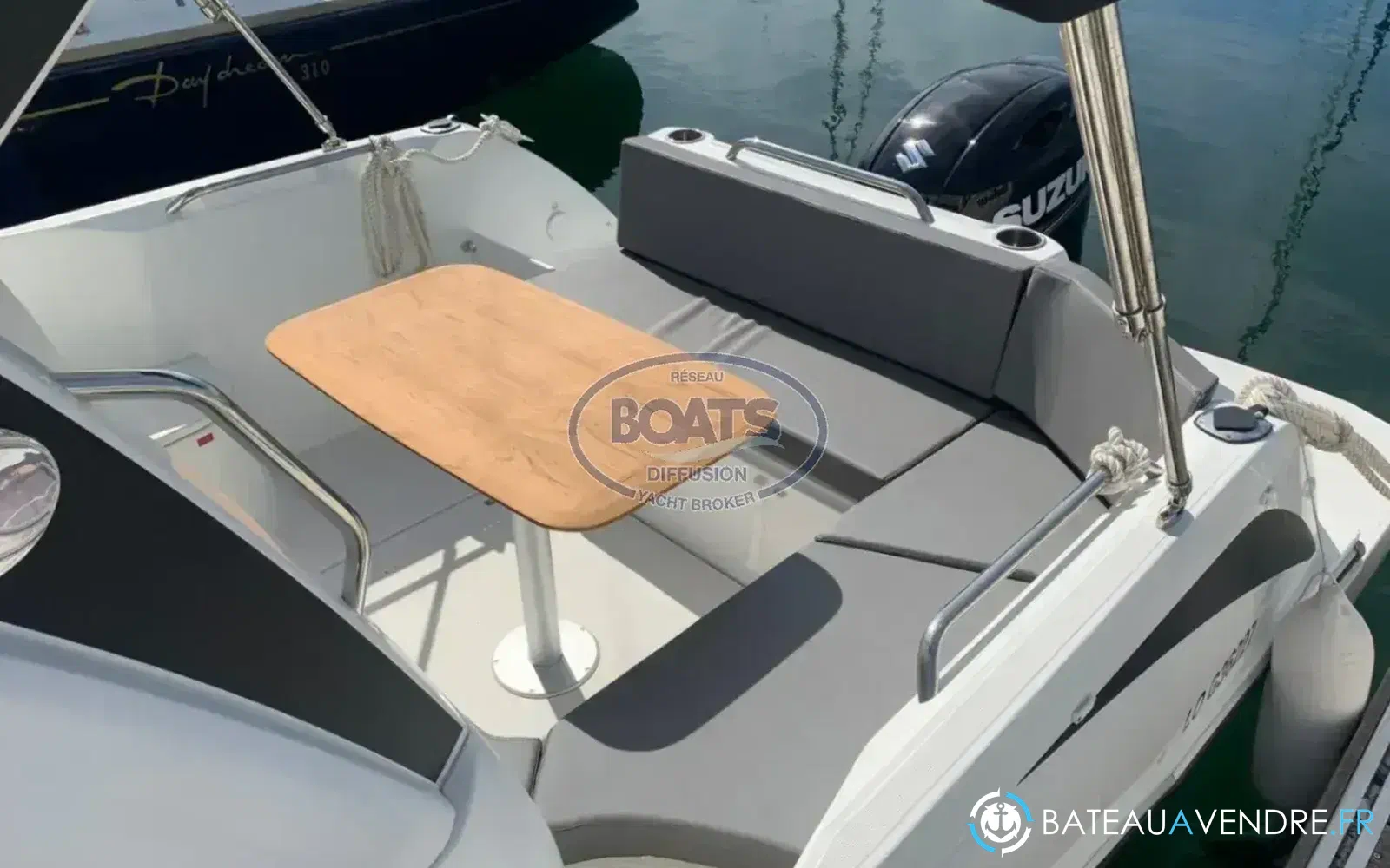 slider 14 Beneteau Antares 7 OB