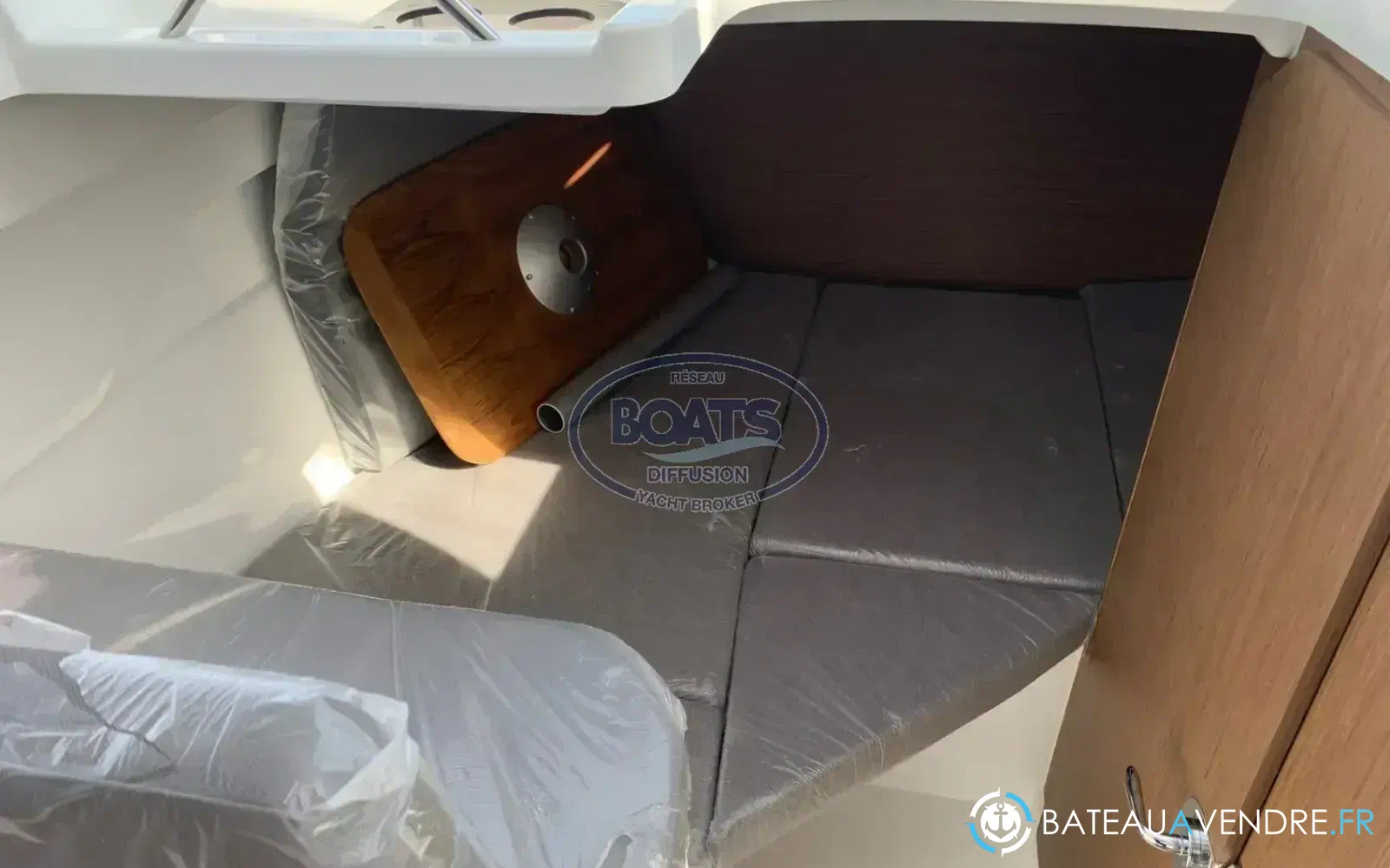 slider 4 Beneteau Antares 7 OB