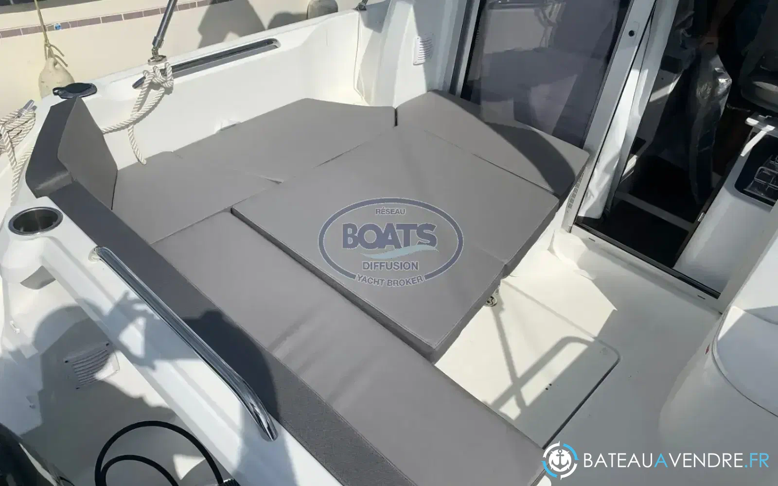 slider 8 Beneteau Antares 7 OB