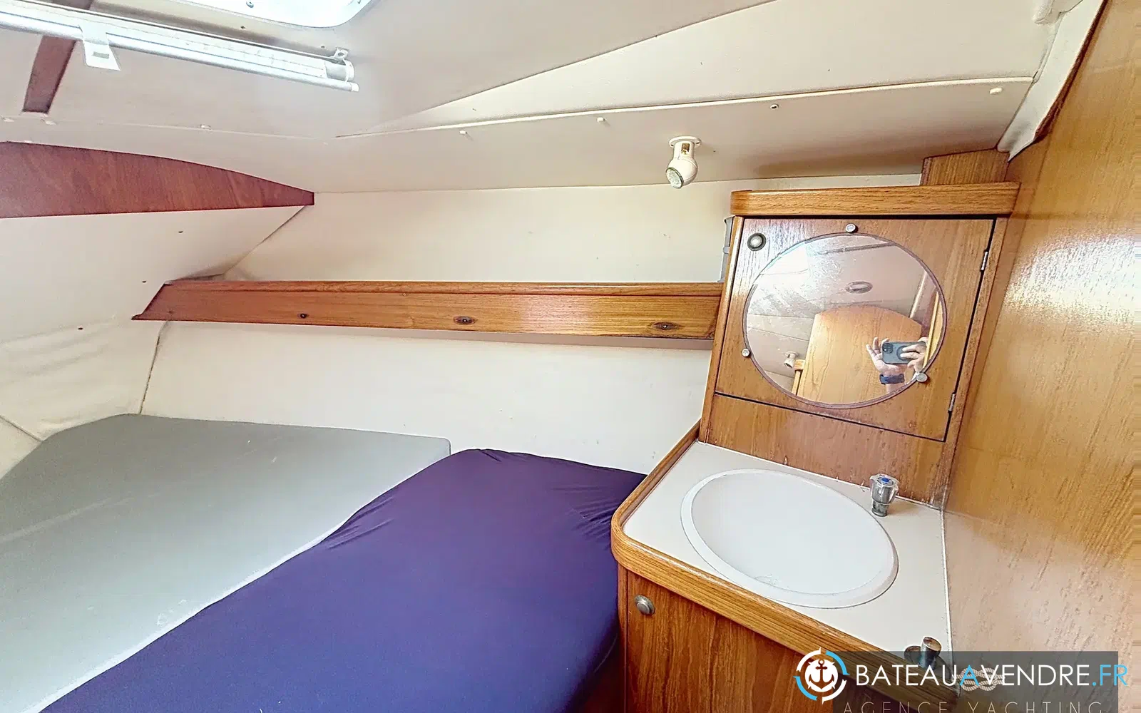 slider 10 Jeanneau Sun Odyssey 33