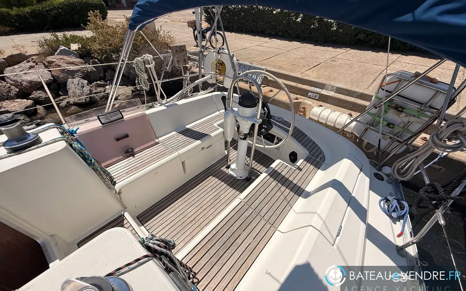 slider 19 Jeanneau Sun Odyssey 33