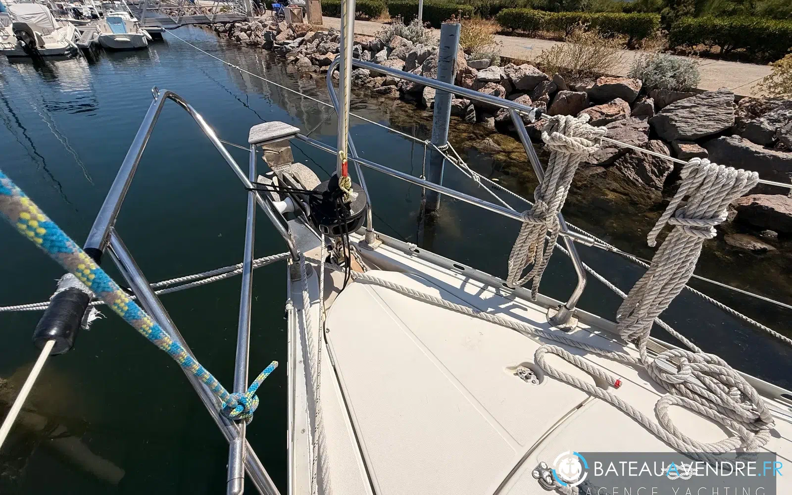 slider 25 Jeanneau Sun Odyssey 33
