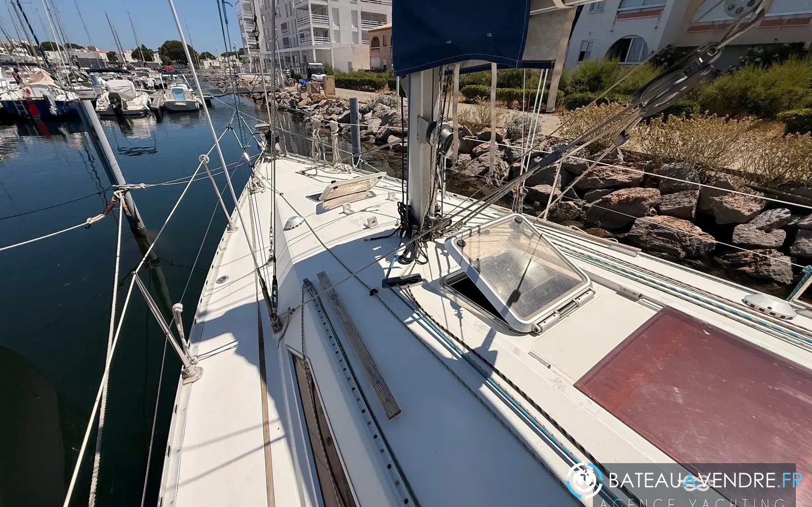 slider 28 Jeanneau Sun Odyssey 33