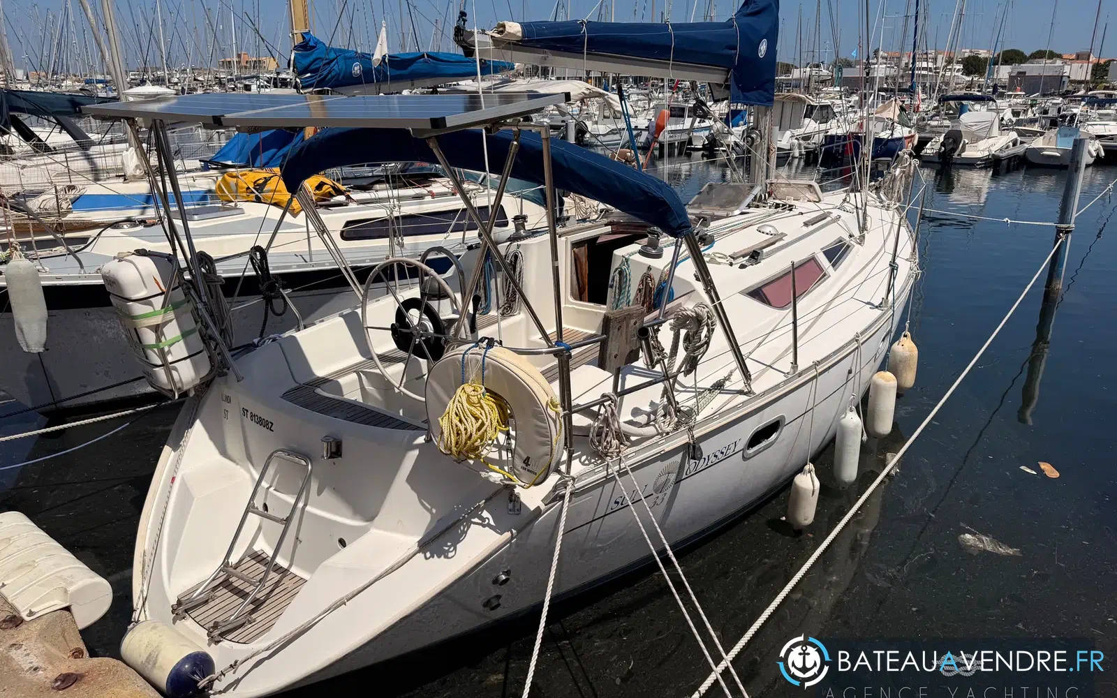 slider 34 Jeanneau Sun Odyssey 33