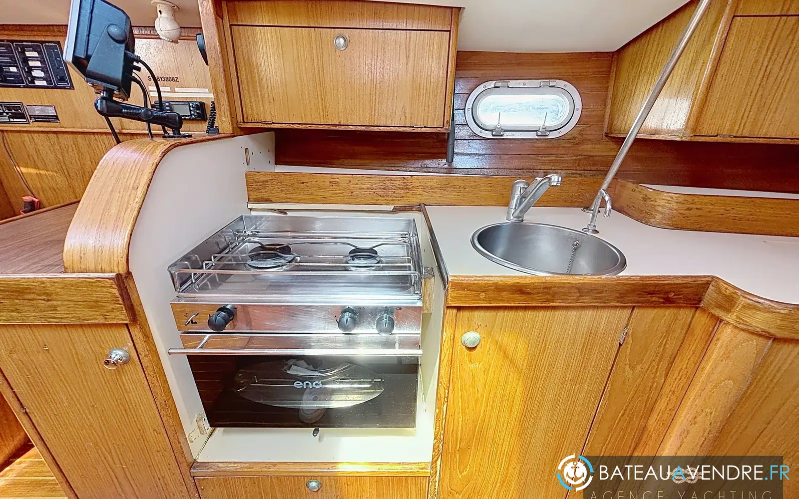 slider 6 Jeanneau Sun Odyssey 33