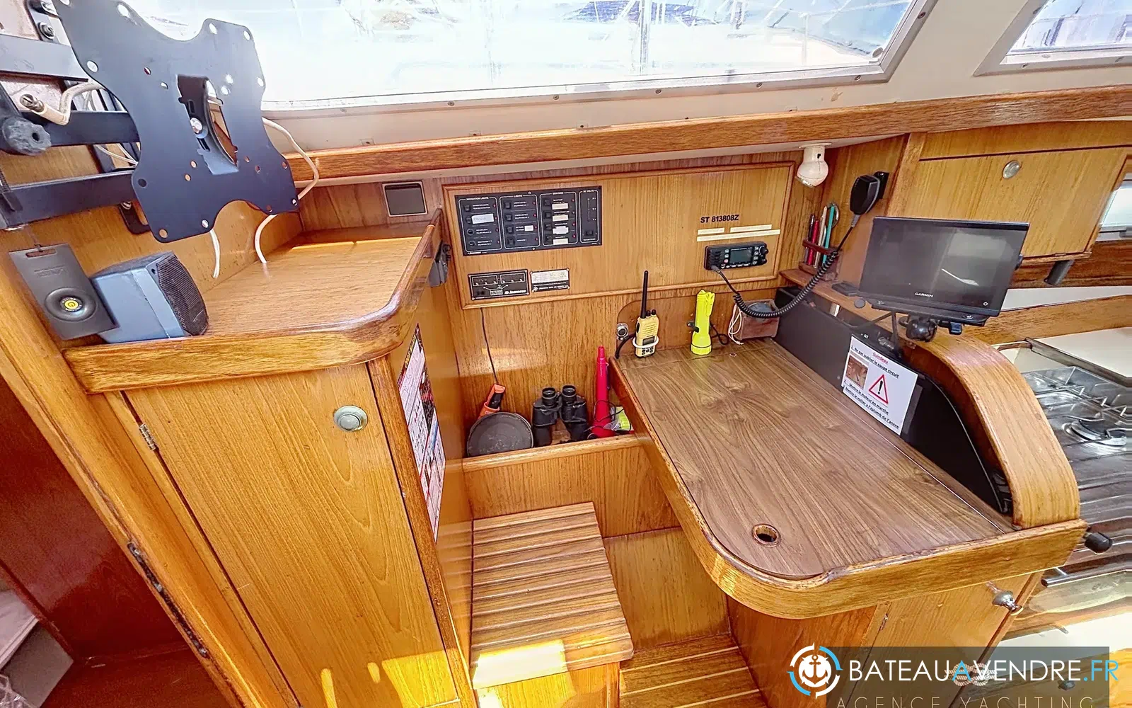 slider 7 Jeanneau Sun Odyssey 33