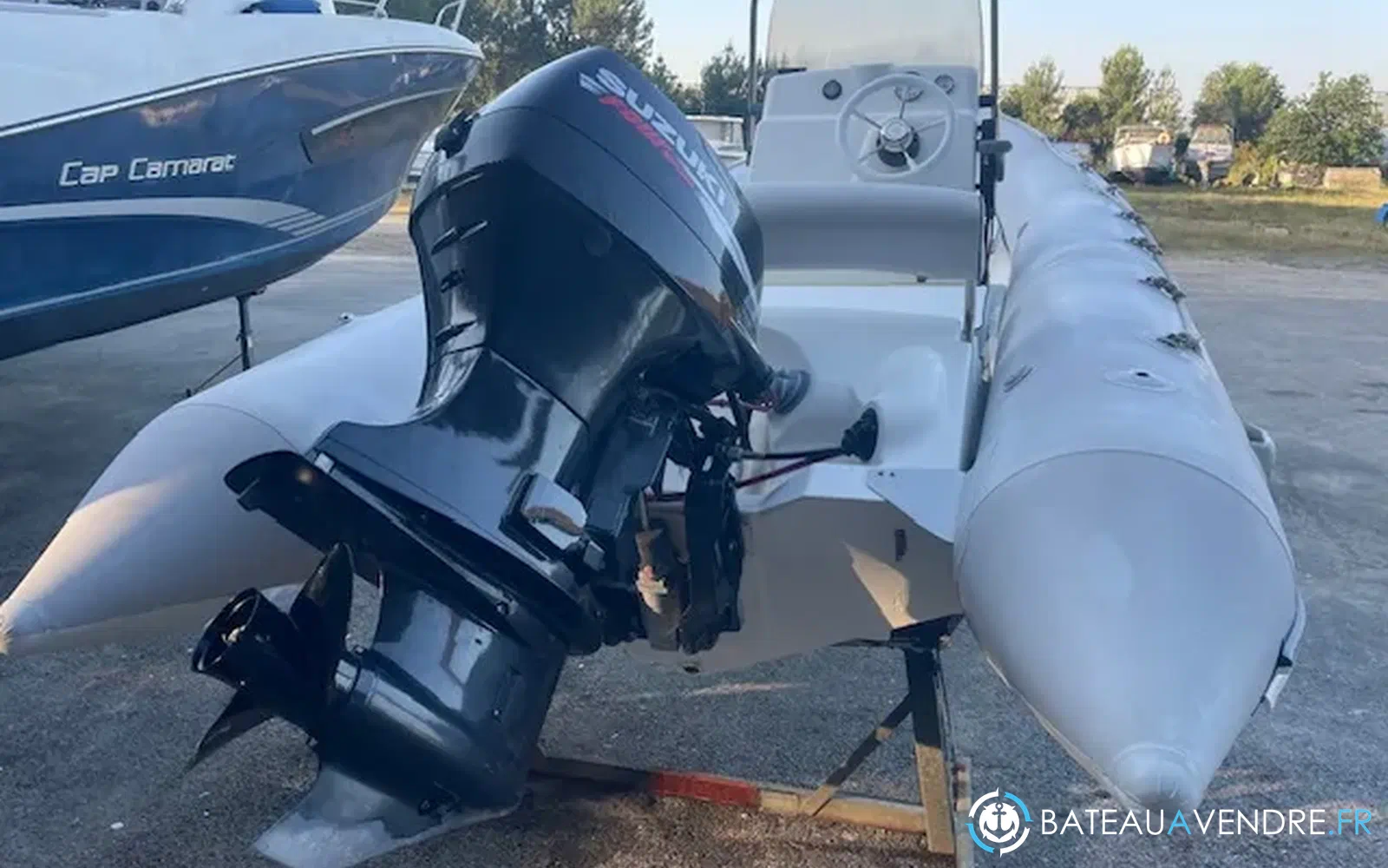 slider 4 Bombard 550 Explorer