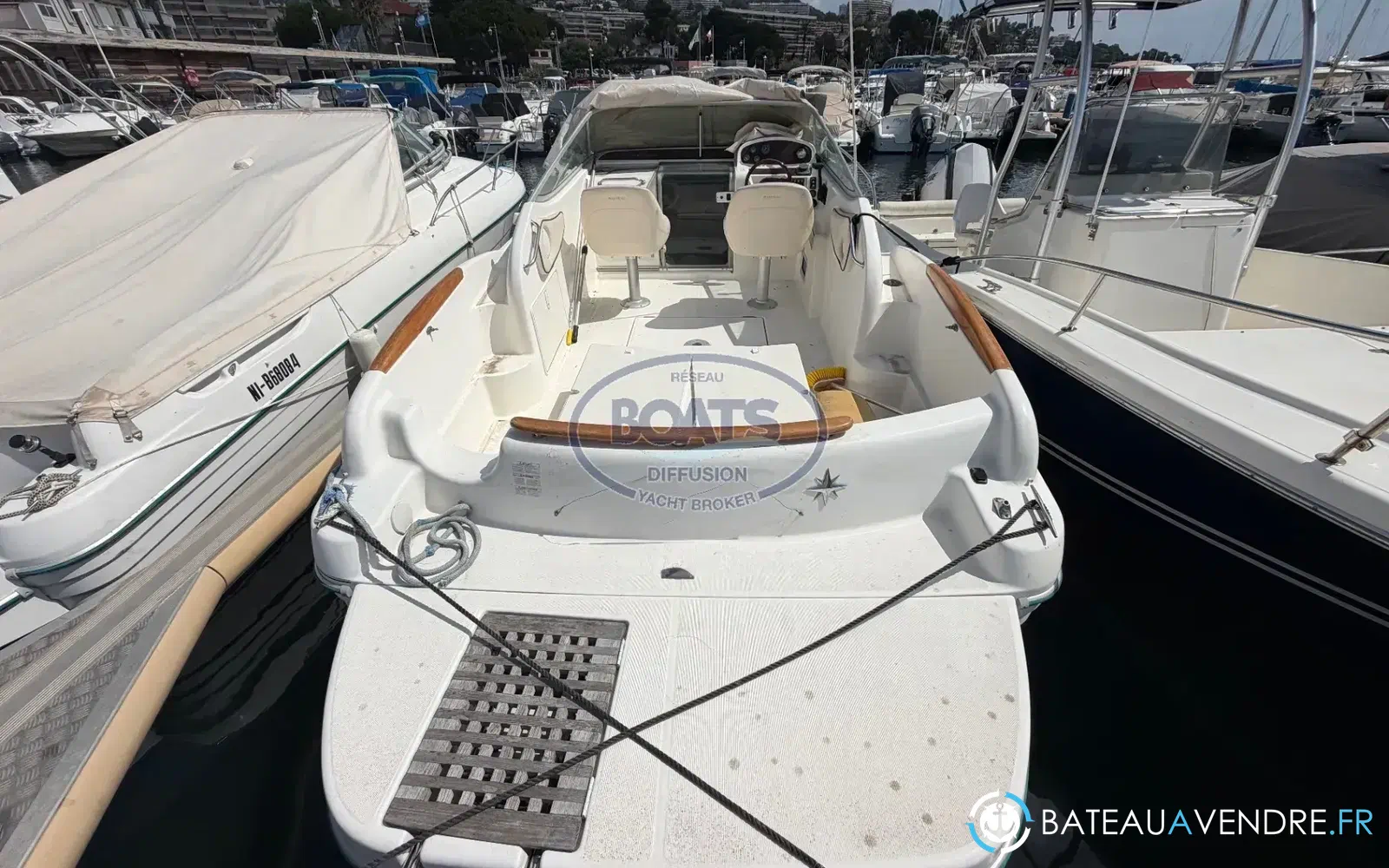 slider 3 Jeanneau Leader 705