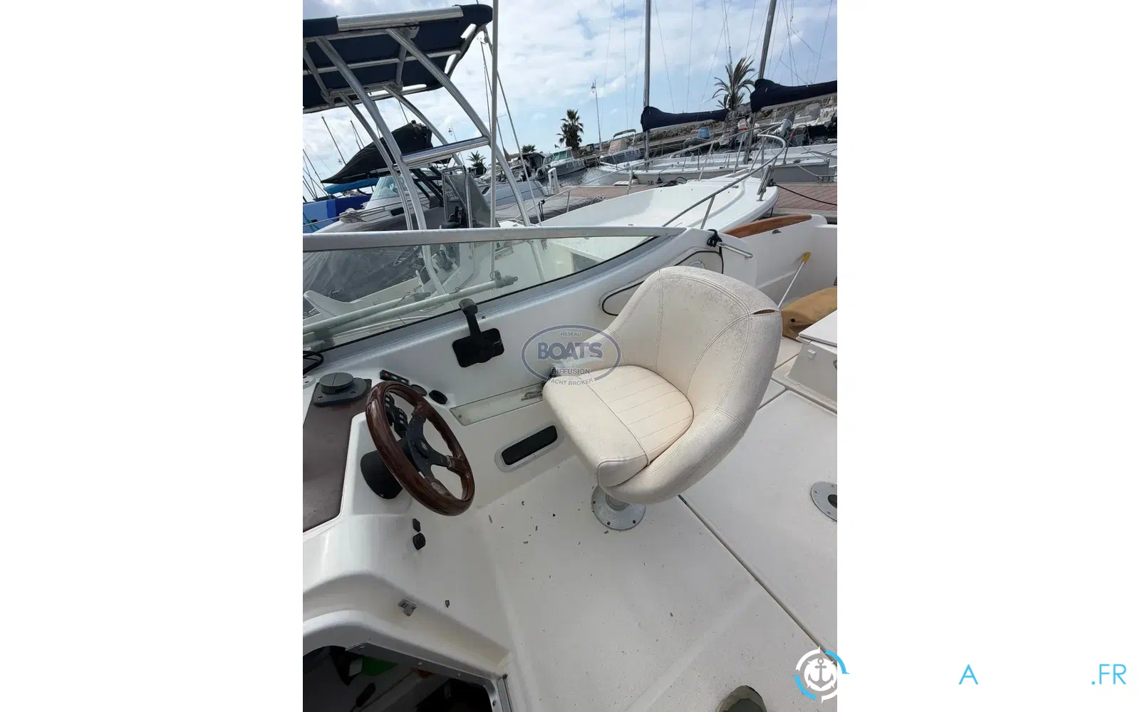 slider 6 Jeanneau Leader 705
