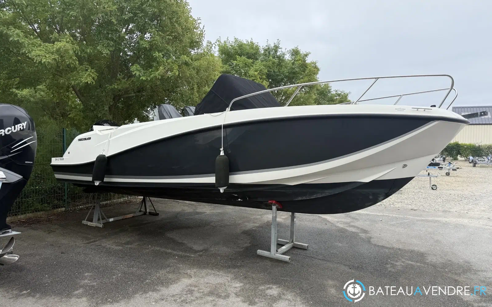 slider 0 Quicksilver Activ 675 Open