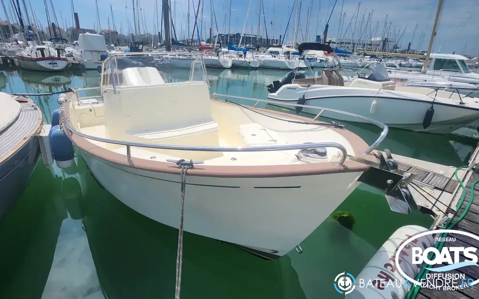 slider 0 Rhea 23 Open