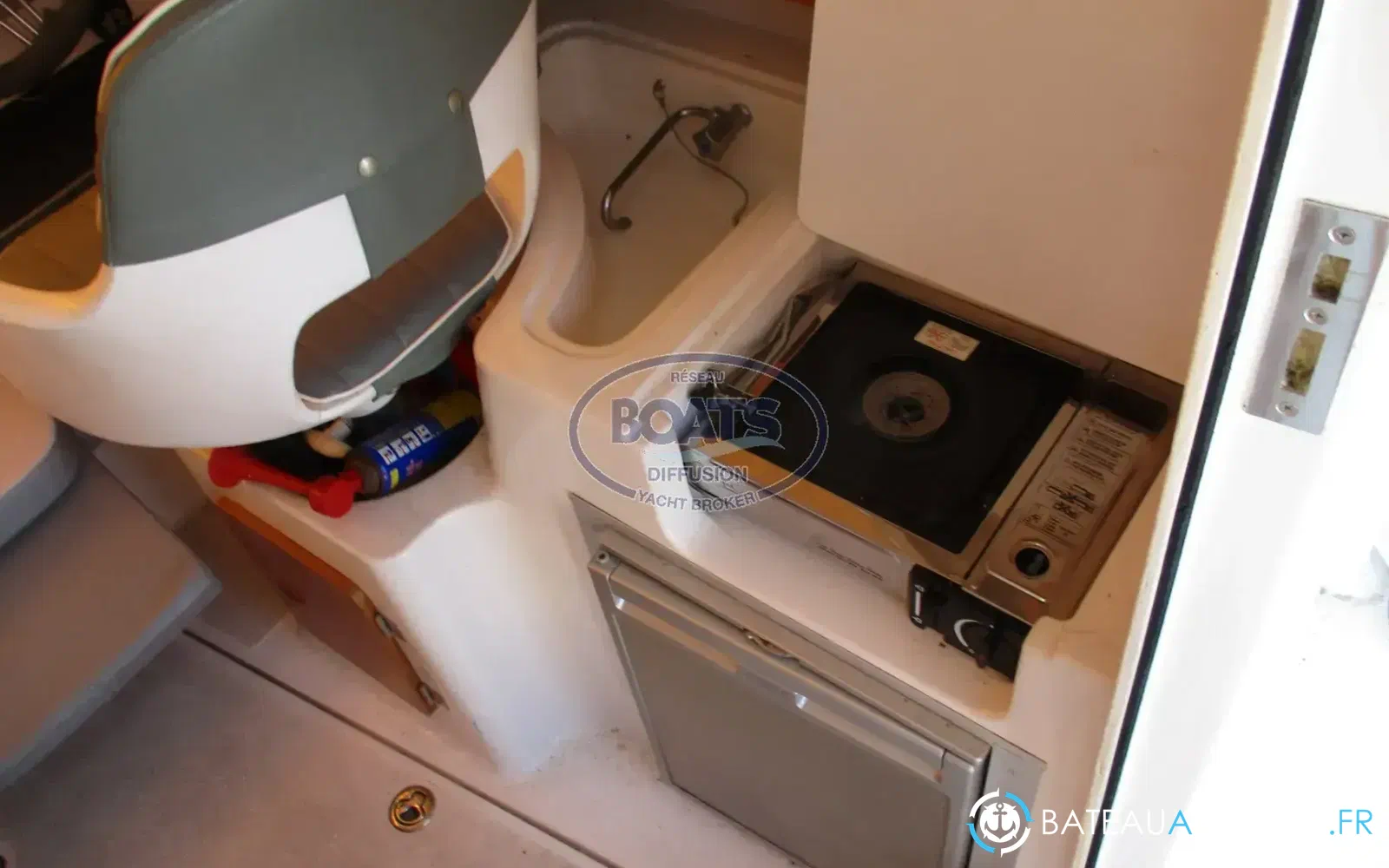slider 11 Pacific Craft 660 Timonier