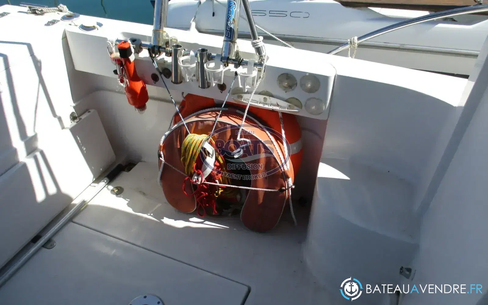 slider 12 Pacific Craft 660 Timonier