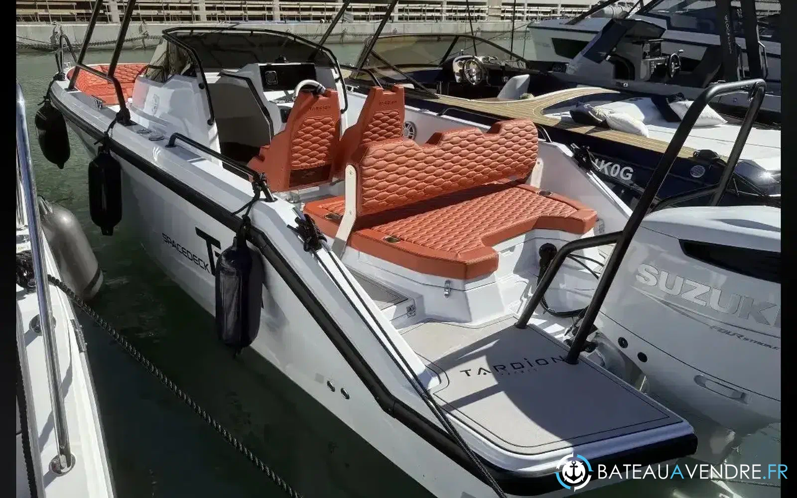 slider 10 Tardion Yachts T24 Spacedeck