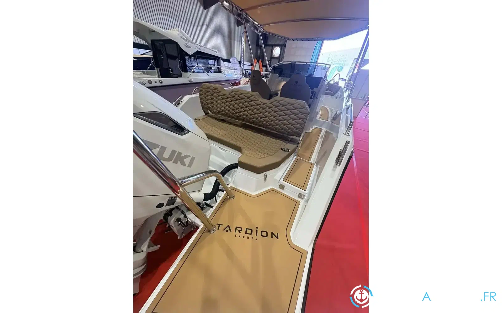 slider 12 Tardion Yachts T24 Spacedeck