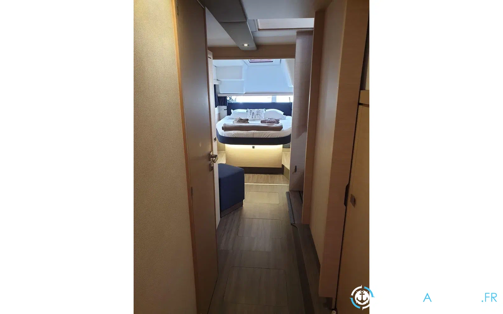 slider 10 Fountaine Pajot Lucia 40