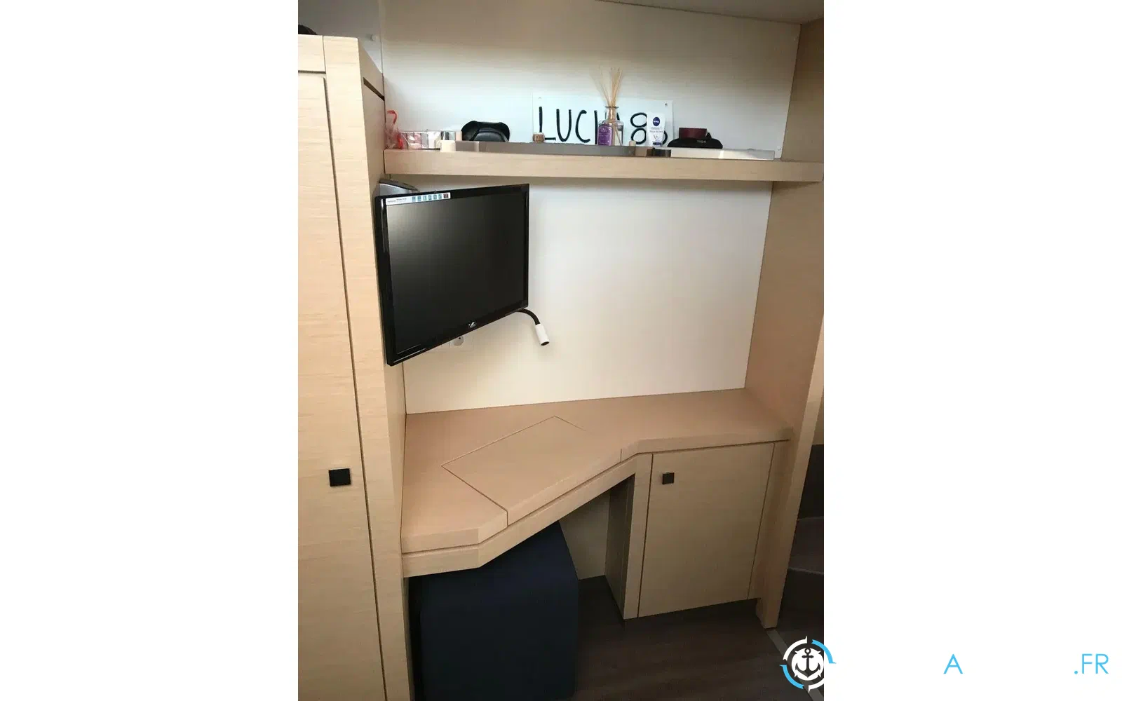 slider 14 Fountaine Pajot Lucia 40