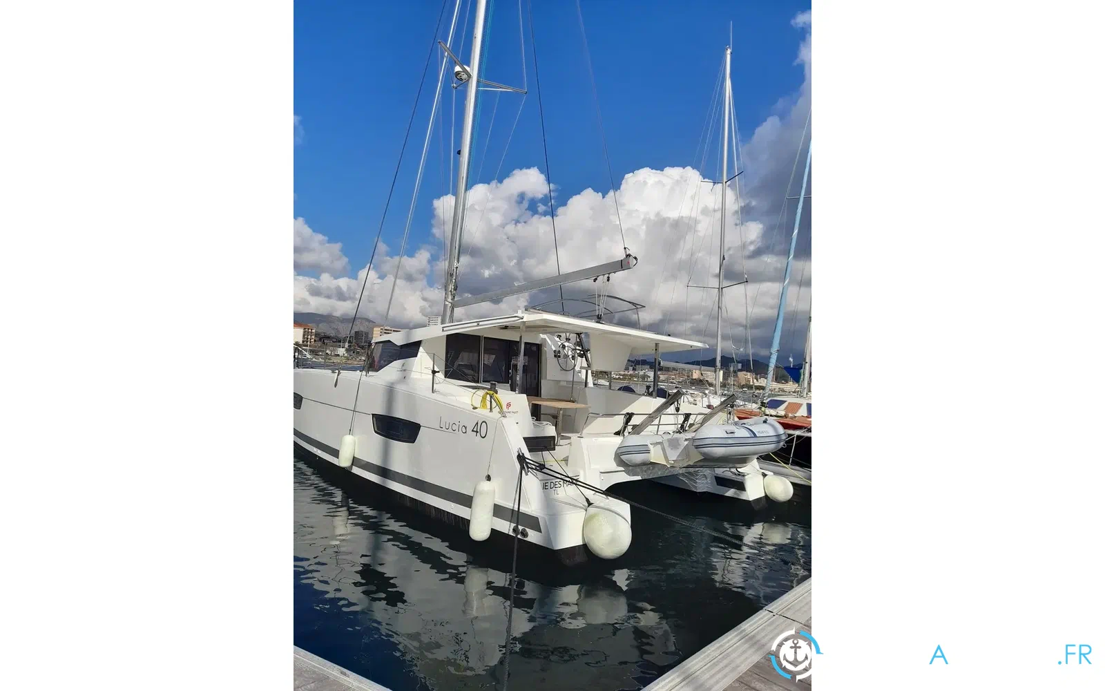 slider 2 Fountaine Pajot Lucia 40