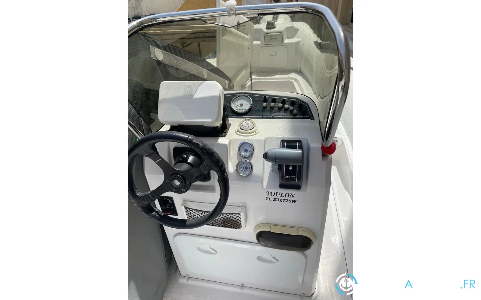 slider 4 Ranieri Cayman