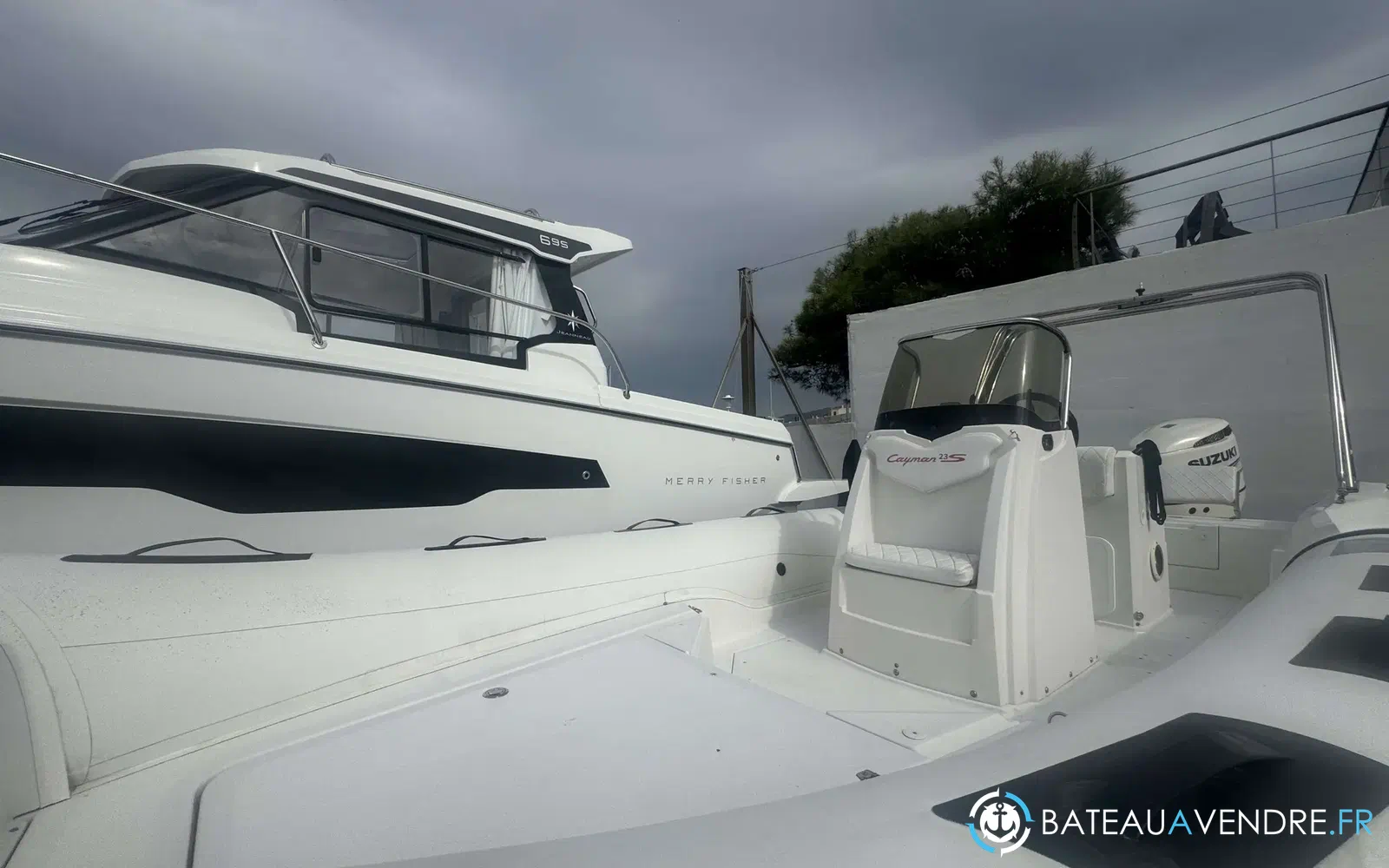 slider 8 Ranieri Cayman