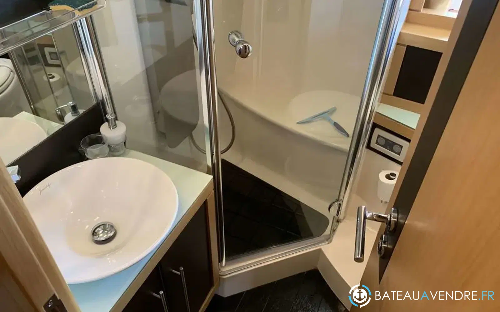 slider 26 Rodman Muse 54