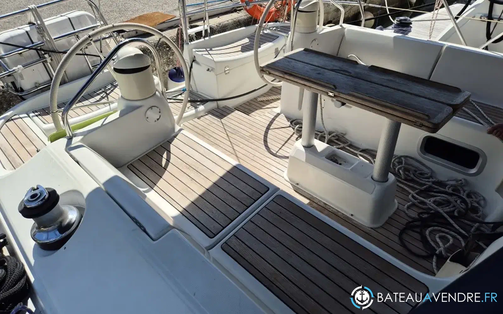 slider 11 Jeanneau Sun Odyssey 40