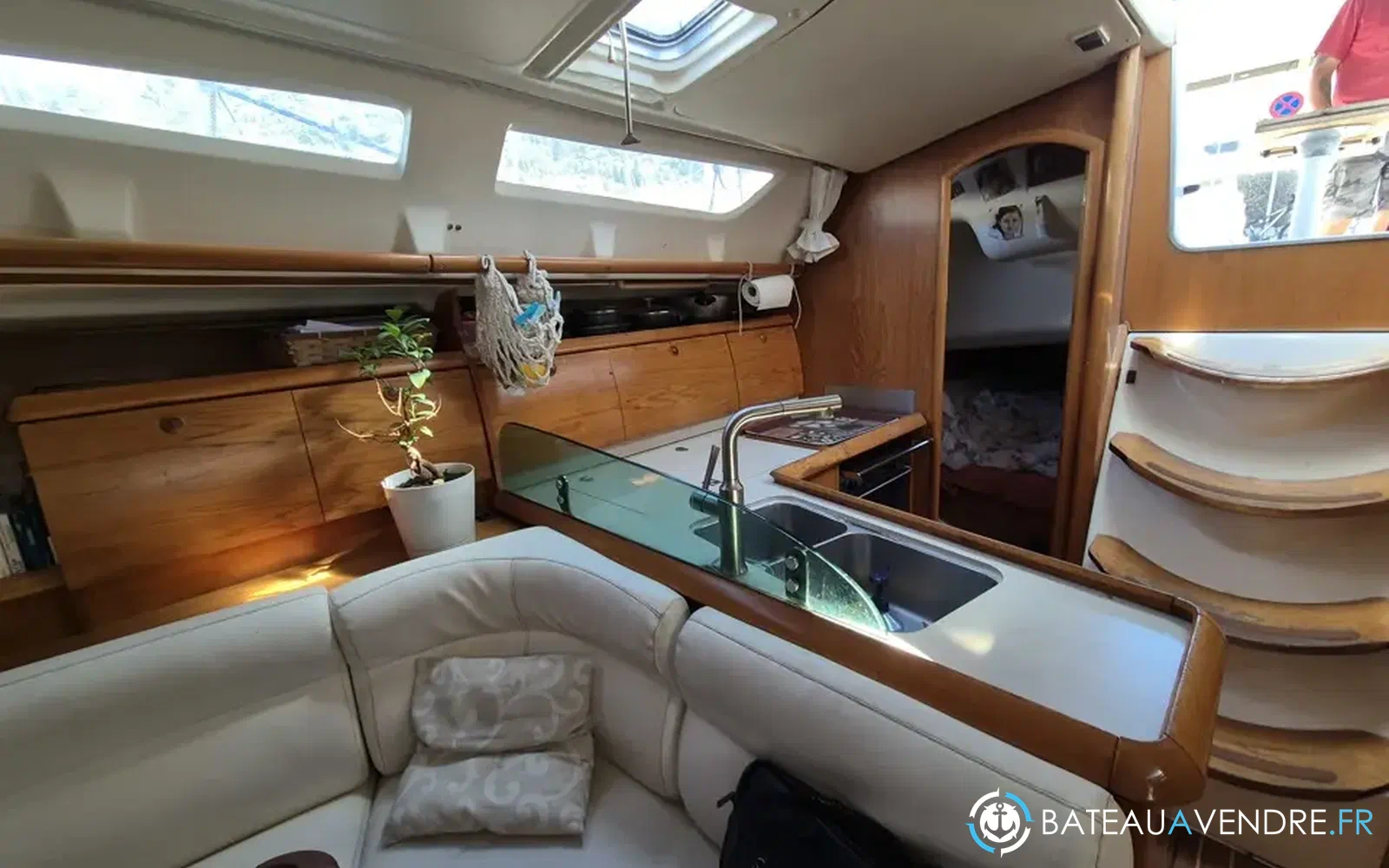 slider 14 Jeanneau Sun Odyssey 40
